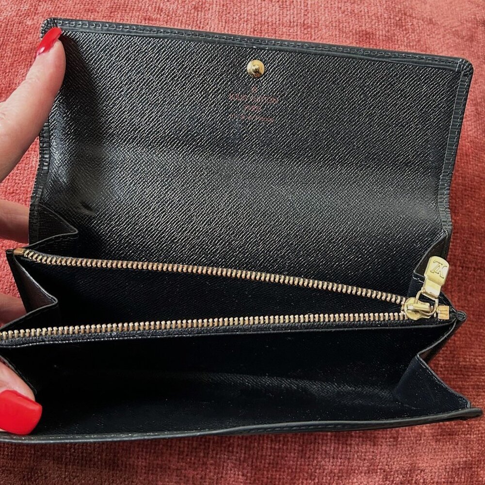 LOUIS VUITTON Epi Leather Wallet Black - Picture 9 of 9